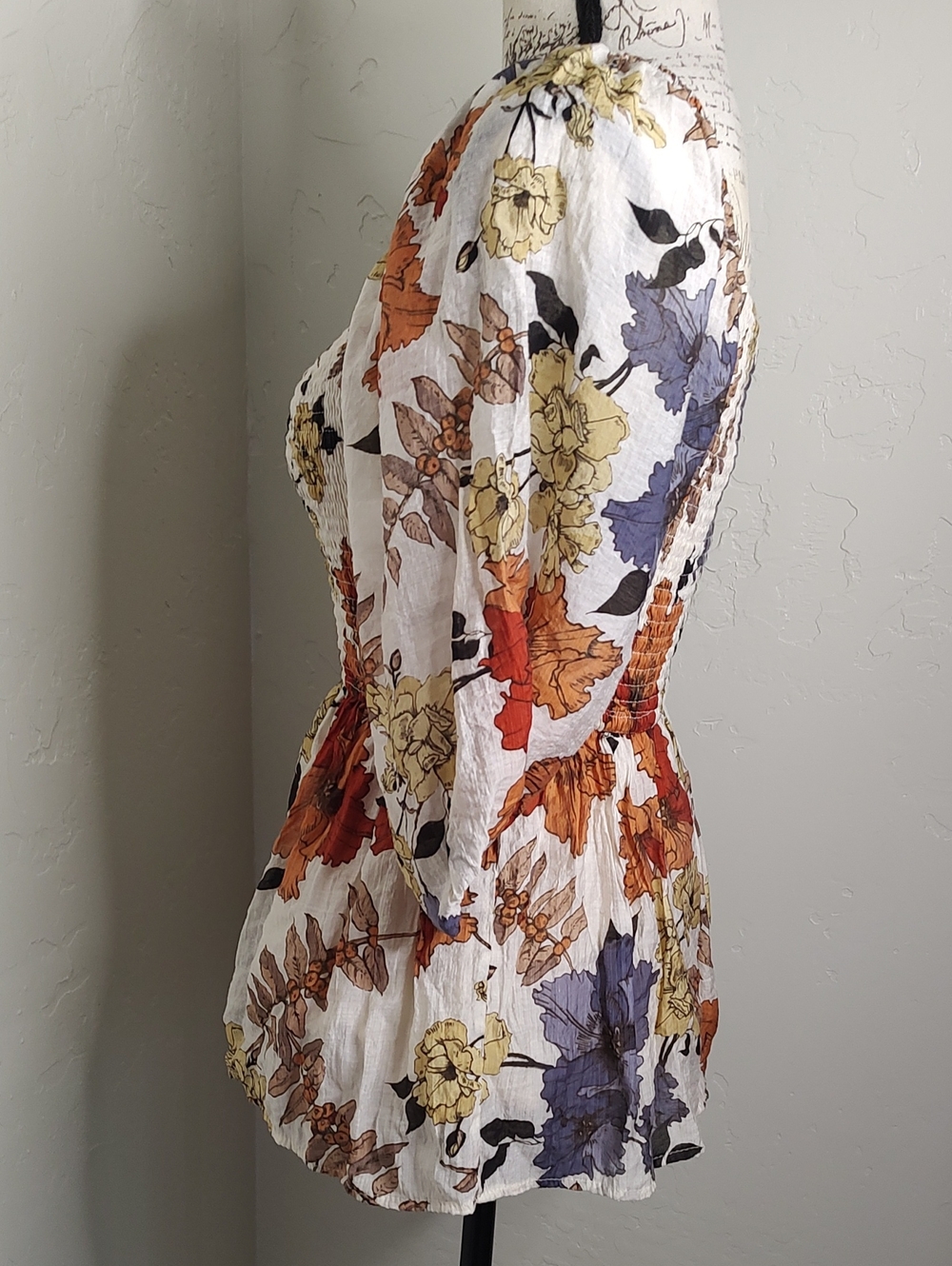 Hayden LA Floral Bobo Smocked Puff Sleeve Peplum Blouse Fall Color SZ: Small - Picture 8 of 12